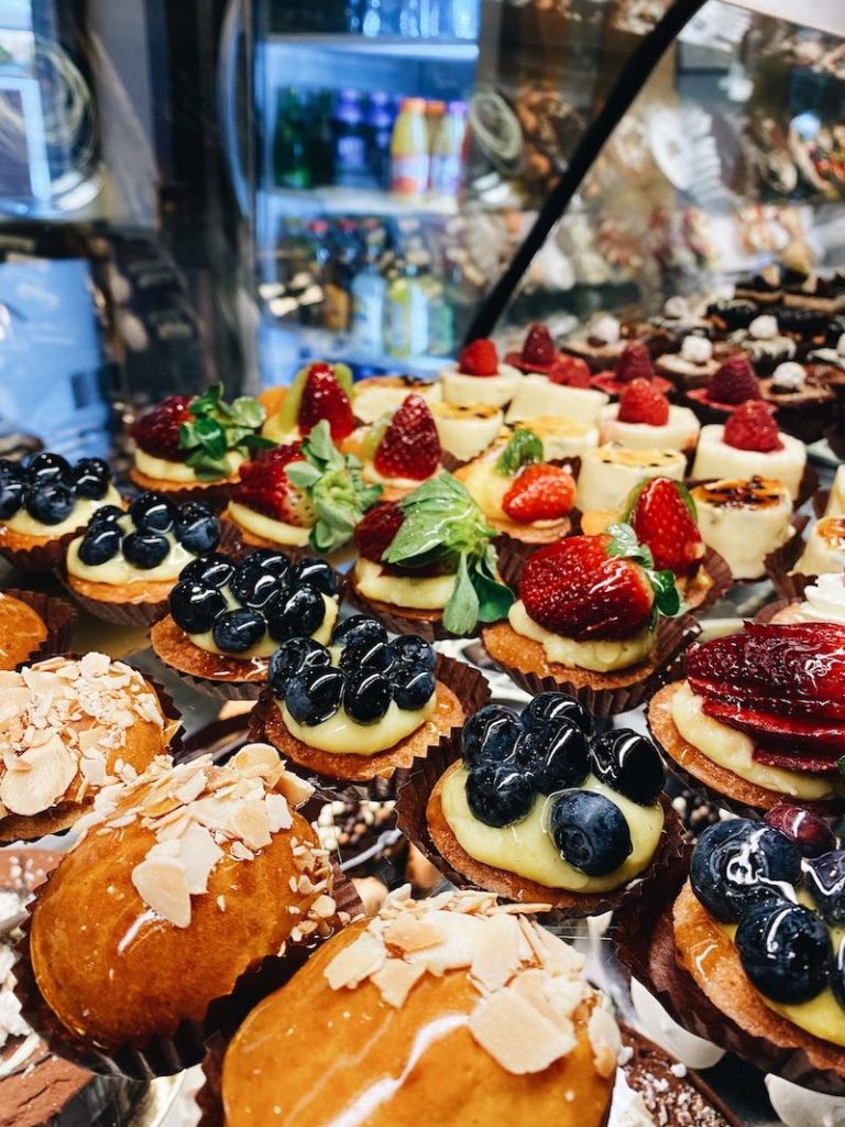 Assorted petits fours